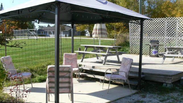 Springmount Motel Owen Sound Extérieur photo